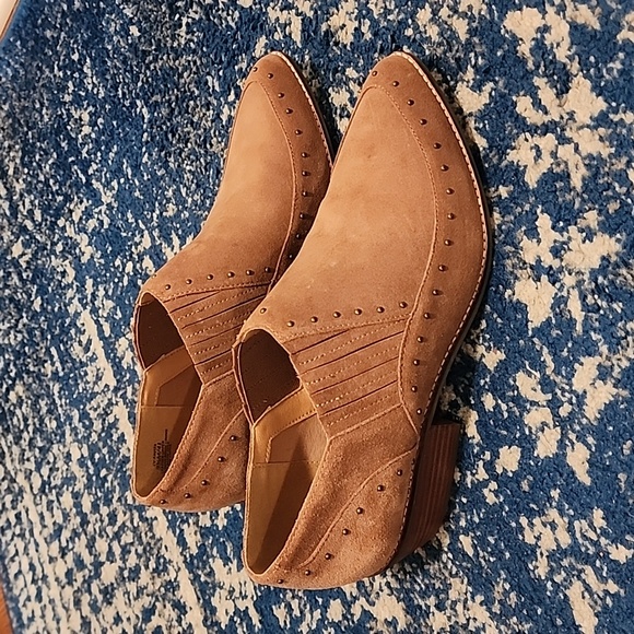 Crown Vintage Booties women's 9.5 - Picture 1 of 8